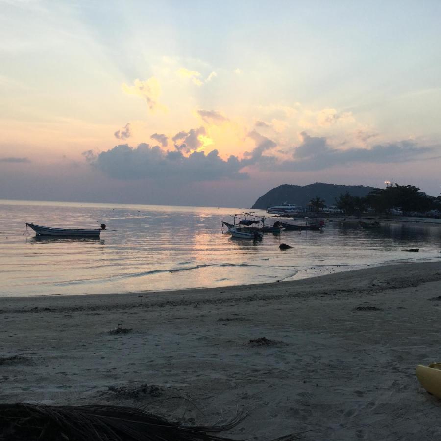 Tea Moon Beach House Thong Sala Exterior photo
