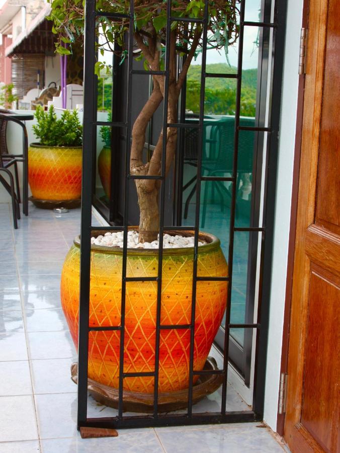 Tea Moon Beach House Thong Sala Exterior photo