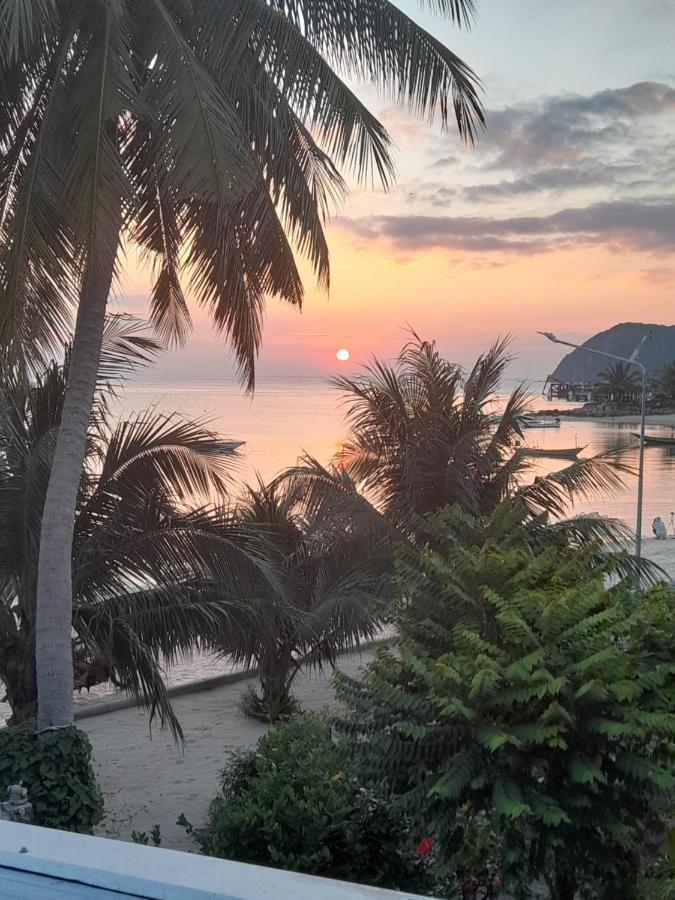 Tea Moon Beach House Thong Sala Exterior photo