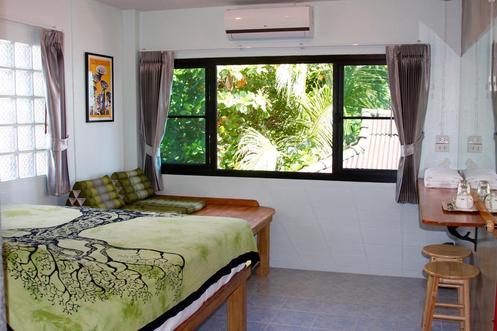 Tea Moon Beach House Thong Sala Exterior photo